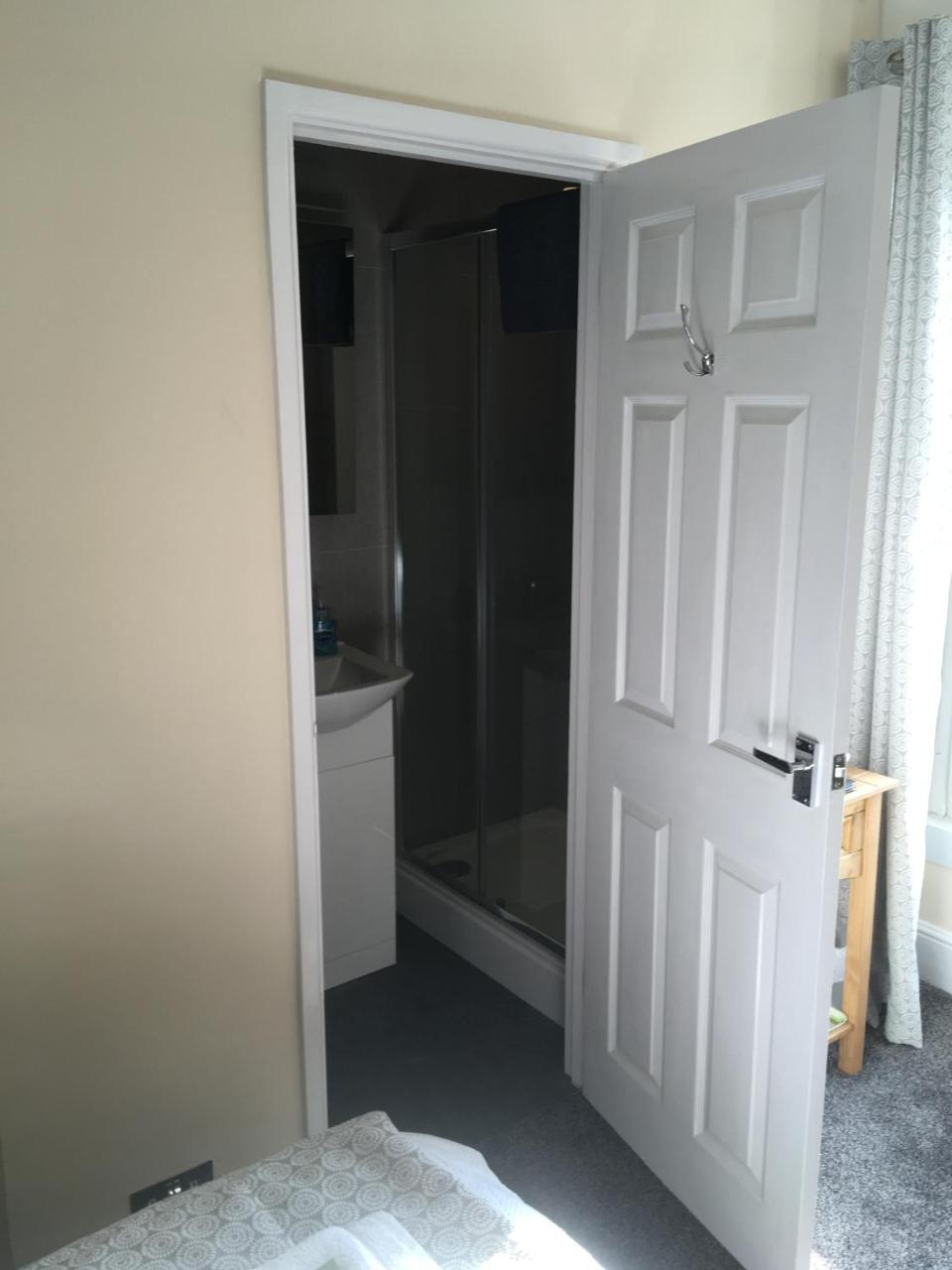 Mair'S Hotel Bridgend  Luaran gambar