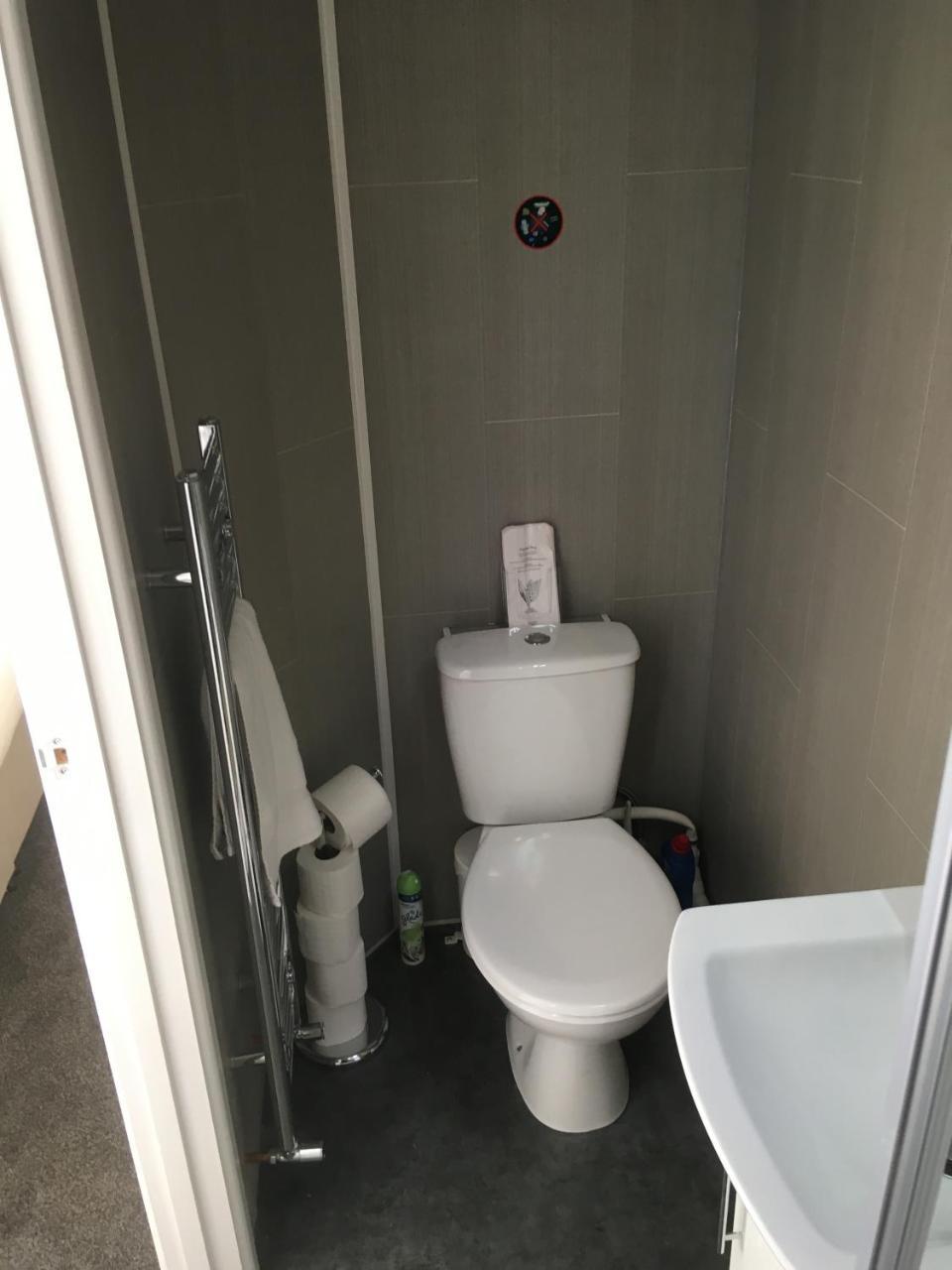 Mair'S Hotel Bridgend  Luaran gambar