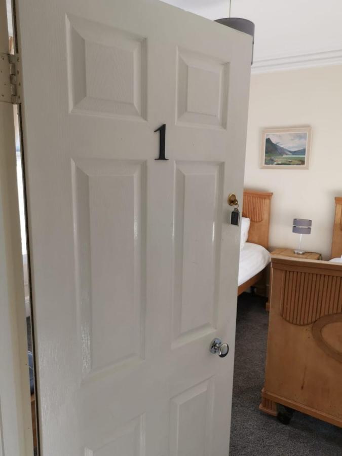 Mair'S Hotel Bridgend  Luaran gambar